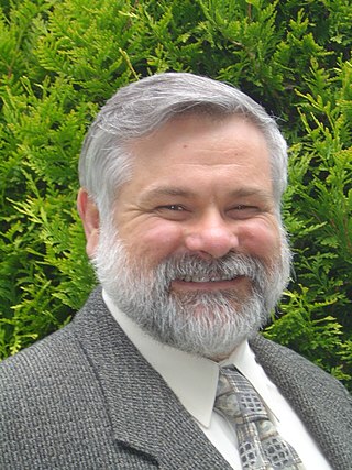 <span class="mw-page-title-main">Robert Slade</span> Canadian information scientist