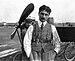 Roland Garros devant un avion Demoiselle, Photographie de presse de l'agence Meurisse (BNF).