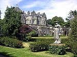 Torosay Castle, statues In Statue Walk