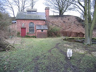 <span class="mw-page-title-main">Arthington railway station</span> Disused railway station in West Yorkshire, England