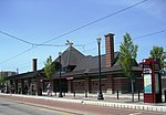 The station and platform in 2008