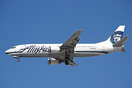 Alaska Airlines Boeing 737-400; N796AS@LAX;11.10.2011 623fg (6646207177).jpg