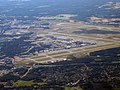 English: Helsinki Airport from air Suomi: Helsinki-Vantaan lentoasema ilmasta