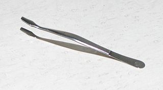 <span class="mw-page-title-main">Stamp tongs</span> Tweezers used to handle postage stamps