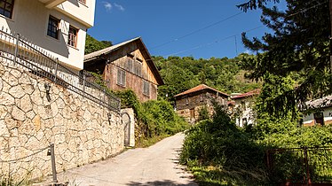 Традиционална архитектура во Гари