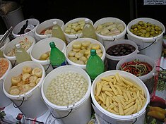 A variety of pickled foods surovuakianoYang "naZi Wu .JPG