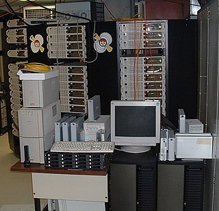 <span class="mw-page-title-main">Beowulf cluster</span> Type of computing cluster