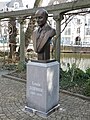 standbeeld voor Louis Zimmer ongedateerd overleden op 12 december 1970