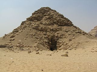 <span class="mw-page-title-main">Pyramid of Userkaf</span> Egyptian pyramid