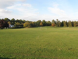 <span class="mw-page-title-main">Lloyd Park (Croydon)</span>