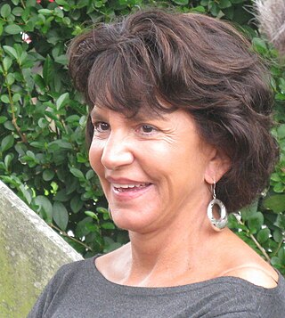 <span class="mw-page-title-main">Mercedes Ruehl</span> American actress (born 1948)