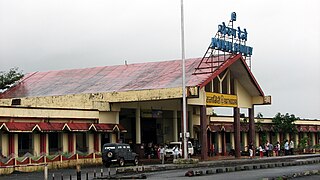 <span class="mw-page-title-main">Ratnagiri railway station</span> Railway Station in Maharashtra, India