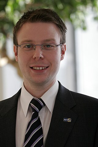 <span class="mw-page-title-main">Vesa-Matti Saarakkala</span> Finnish politician