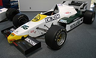 <span class="mw-page-title-main">Williams FW09</span> Formula One racing car