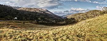 Paysage du parc national du Kosciuszko, en Nouvelle-Galles du Sud. (définition réelle 5 372 × 2 072)