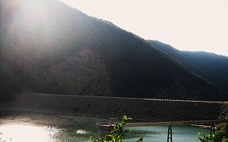 <span class="mw-page-title-main">Watauga Dam</span> Dam in Tennessee, United States