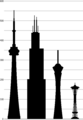 北米の有名4タワーの比較図 - 左よりCNタワー、ウィリス・タワー (元シアーズ・タワー)、 ストラトスフィア、スペースニードル