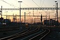 Zürcher Hauptbahnhof bei Sonnenuntergang