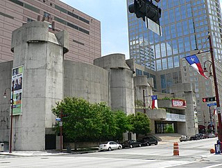 <span class="mw-page-title-main">Alley Theatre</span> American theatre company (1949) and venue (1968)