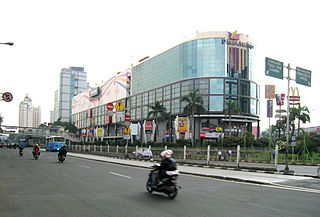 <span class="mw-page-title-main">Senen</span> Subdistrict in Central Jakarta Administrative City, Indonesia