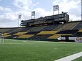 Het oude Ivor Wynnestadion, dat is afgeroken om plaats te maken voor het Tim Hortons Field.