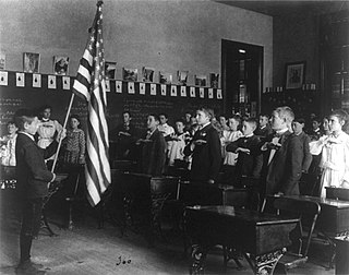 <span class="mw-page-title-main">Pledge of Allegiance</span> Loyalty oath to the flag and republic of the U.S.