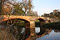 Historische Stein­bogen­brücke in Paditz