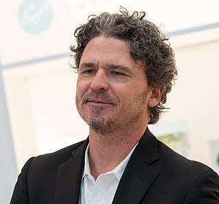 <span class="mw-page-title-main">Dave Eggers</span> American writer, editor, and publisher (born 1970)