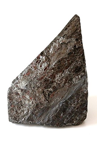 <span class="mw-page-title-main">Anthracite</span> Hard, compact variety of coal