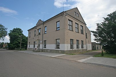 Hněvčeves : la mairie.