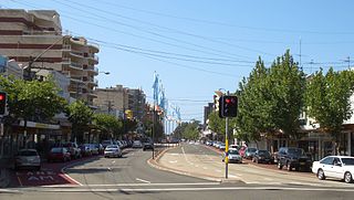 <span class="mw-page-title-main">Anzac Parade, Sydney</span> Road in Sydney, Australia