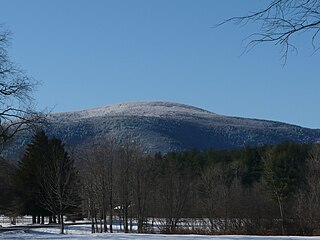 <span class="mw-page-title-main">Mount Everett State Reservation</span> State reservation in Mount Washington and Sheffield, Massachusetts, U.S.