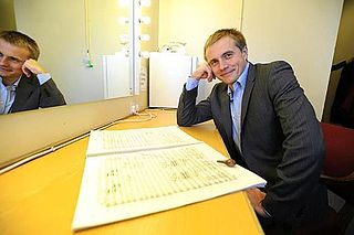 <span class="mw-page-title-main">Vasily Petrenko</span> Russian-British conductor