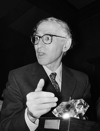 <span class="mw-page-title-main">Aaron Klug</span> British biophysicist and chemist (1926–2018)