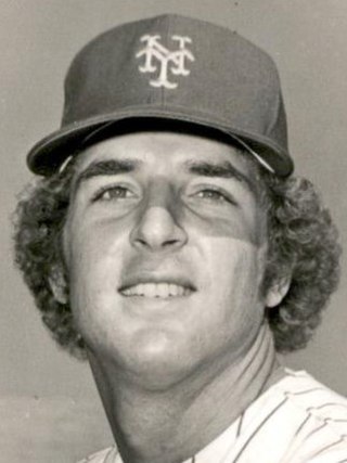 <span class="mw-page-title-main">Jackson Todd</span> American baseball player (born 1951)