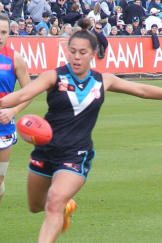 <span class="mw-page-title-main">Justine Mules-Robinson</span> Australian rules footballer