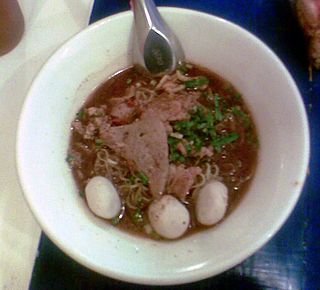 <span class="mw-page-title-main">Nam tok (food)</span> Southeast Asian soup or meat salad