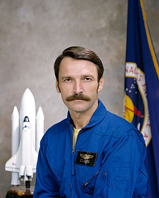 <span class="mw-page-title-main">S. David Griggs</span> US Navy admiral and NASA astronaut (1939–1989)