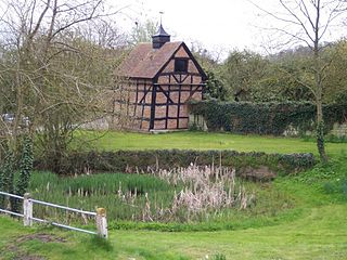 <span class="mw-page-title-main">Eldersfield</span> Human settlement in England