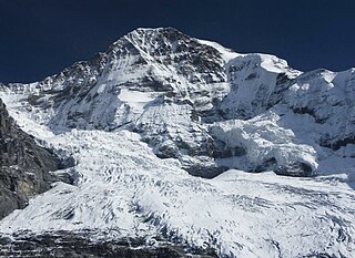 <span class="mw-page-title-main">Mönch</span> Mountain in the Bernese Alps, in Switzerland