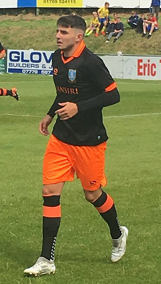 <span class="mw-page-title-main">Matt Penney</span> English footballer