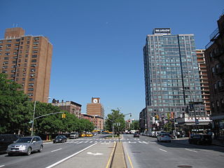 <span class="mw-page-title-main">Houston Street</span> Street in Manhattan, New York