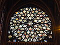 Die Fensterrose im 1. Stock der Sainte-Chapelle