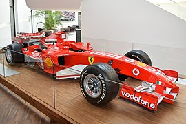 Ferrari Vodafone Schumacher (2).jpg