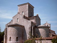 Exterior del oratorio de Germigny-des-Prés[10]​