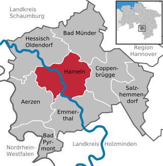 <span class="mw-page-title-main">Hamelin</span> Town in Lower Saxony, Germany