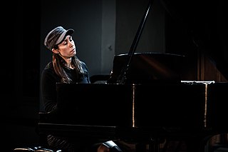 <span class="mw-page-title-main">Holly Bowling</span> American Pianist