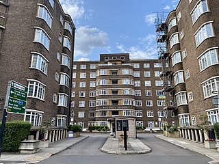 <span class="mw-page-title-main">Adelaide Road</span> Street in London