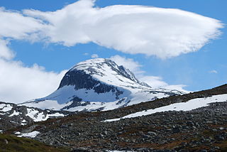 <span class="mw-page-title-main">Tverrådalskyrkja</span> Mountain in Skjåk, Norway