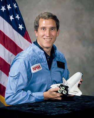 <span class="mw-page-title-main">Michael J. Smith</span> American astronaut (1945–1986)